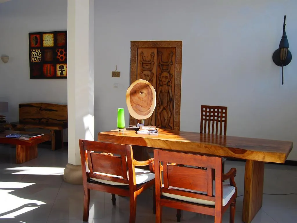 Villa Kaina contacts